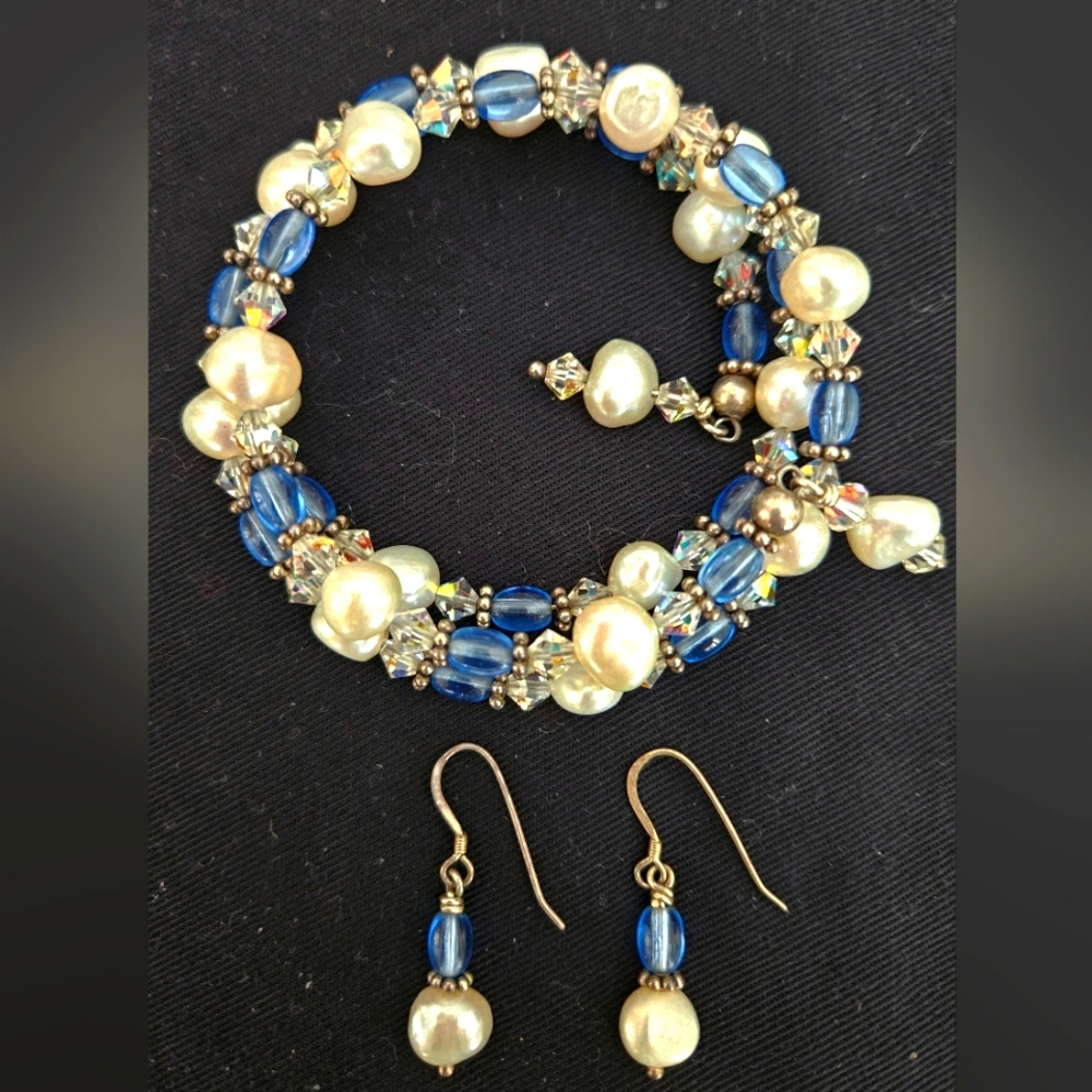 What on Earth Hand Made Bead & Crystal Bracelet & Earrings